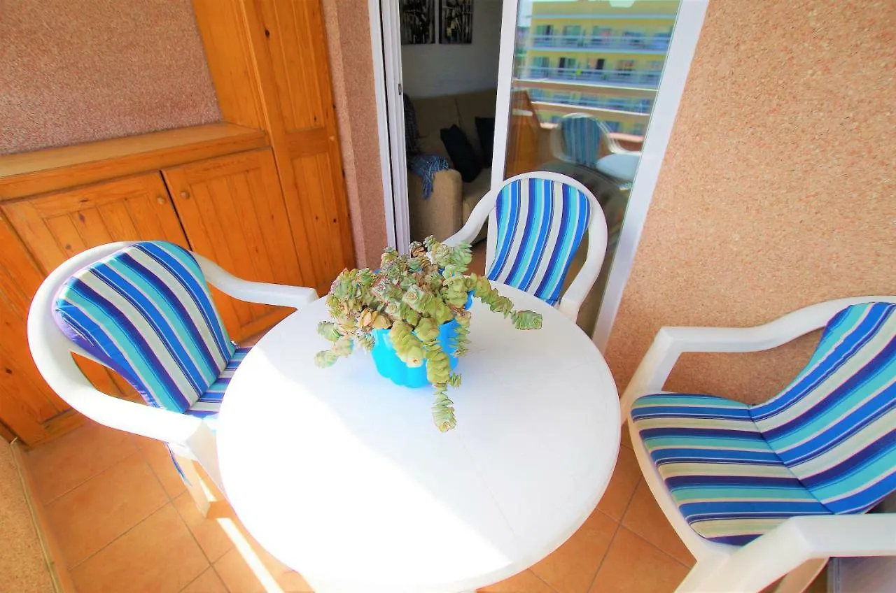 V&V Lloret: Blau Apartment with Pool and Parking Lloret de Mar