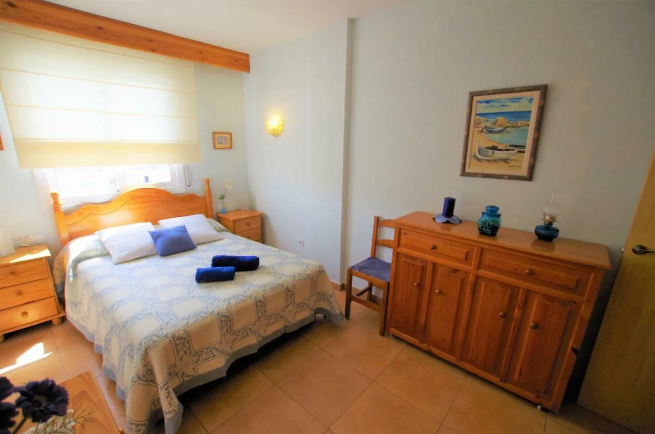 V&V Lloret: Blau Apartment with Pool and Parking Lloret de Mar Spain