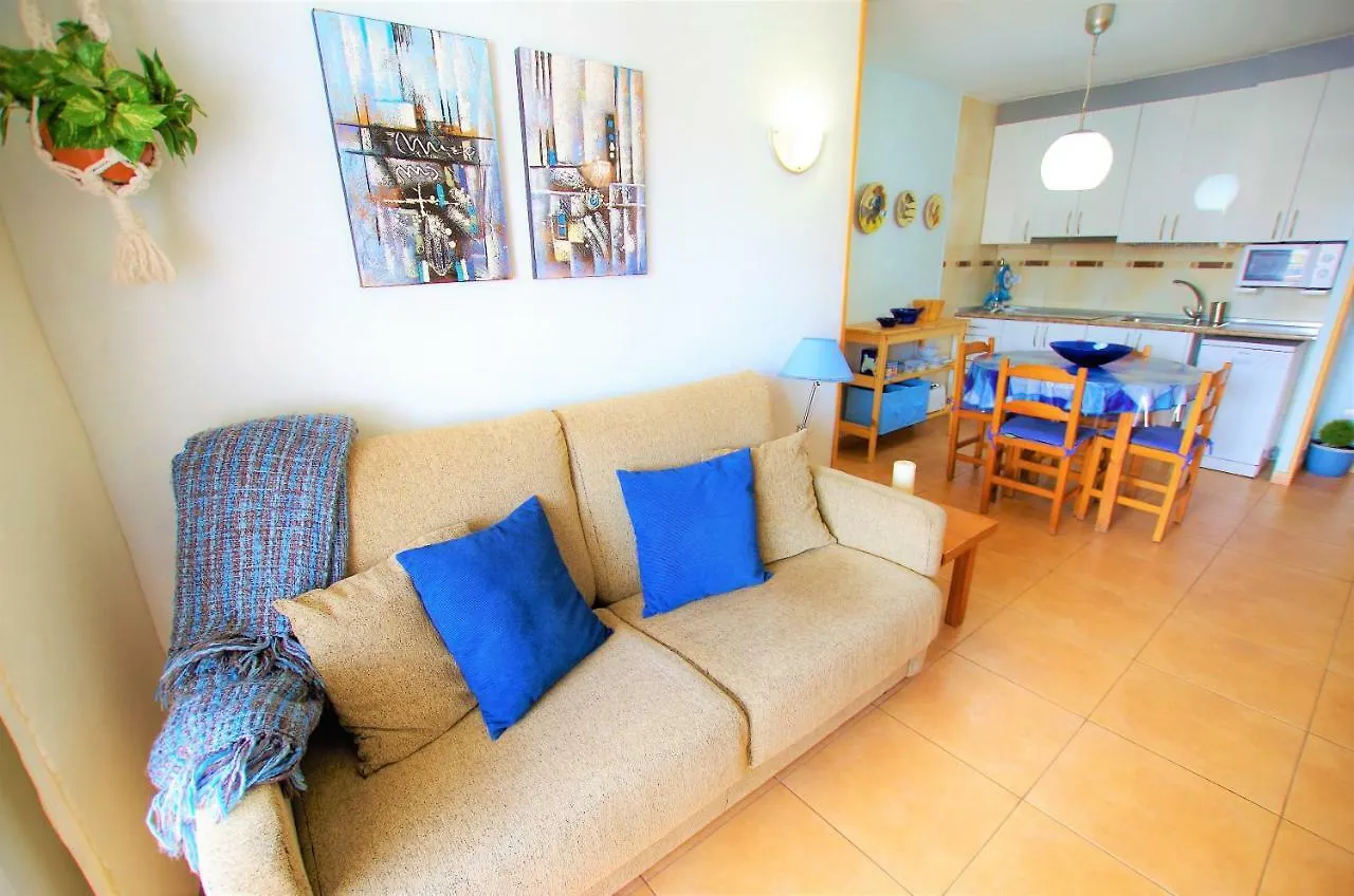 V&V Lloret: Blau Apartment with Pool and Parking Lloret de Mar Spain