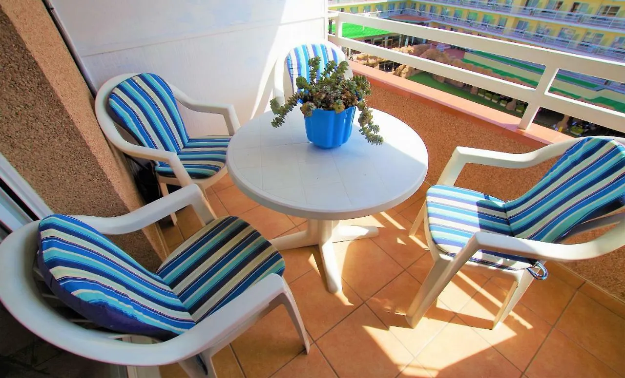 V&V Lloret: Blau Apartment with Pool and Parking Lloret de Mar